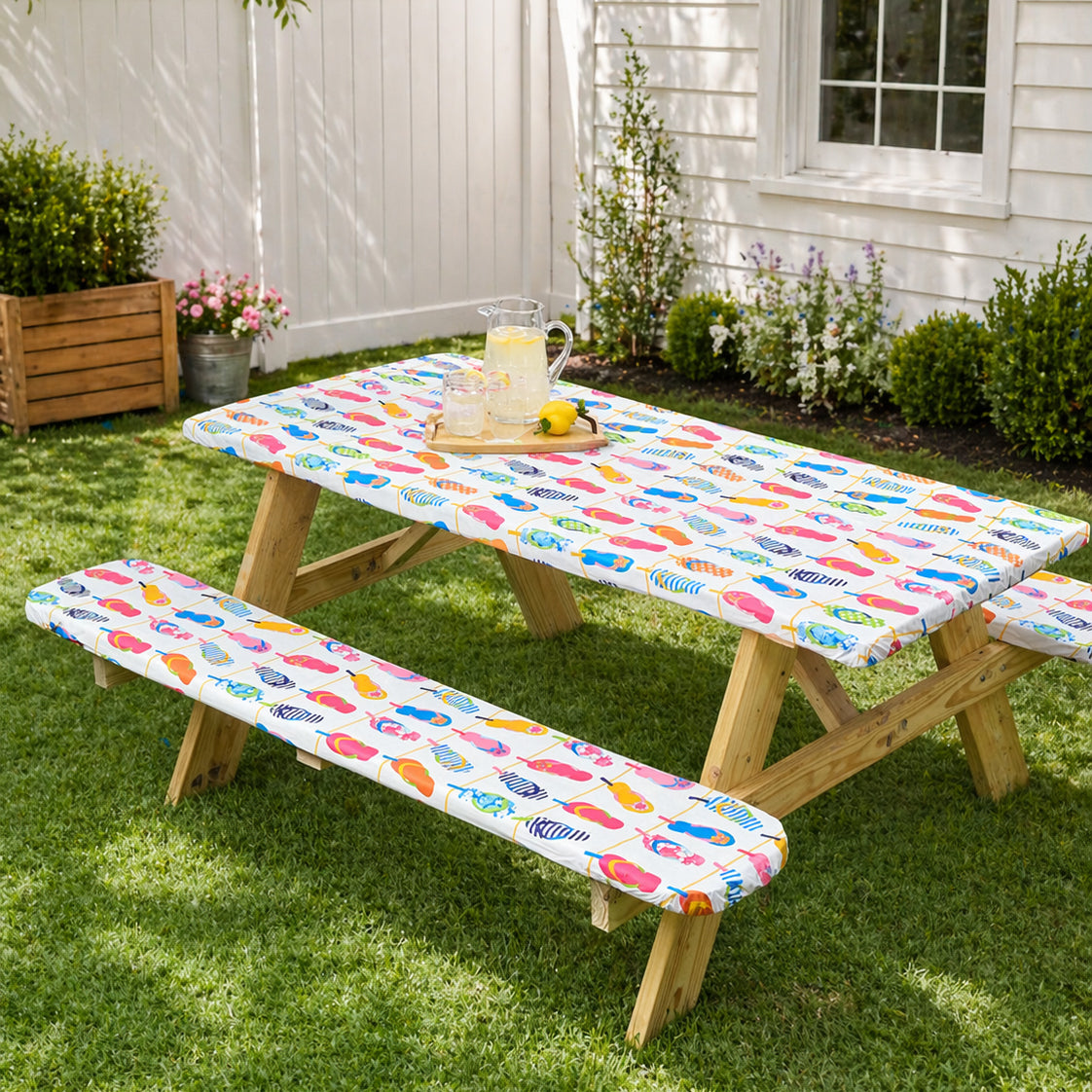 Flip-Flops-3-Pc.-Vinyl-Easy-Fit-Picnic-Tablecloth
